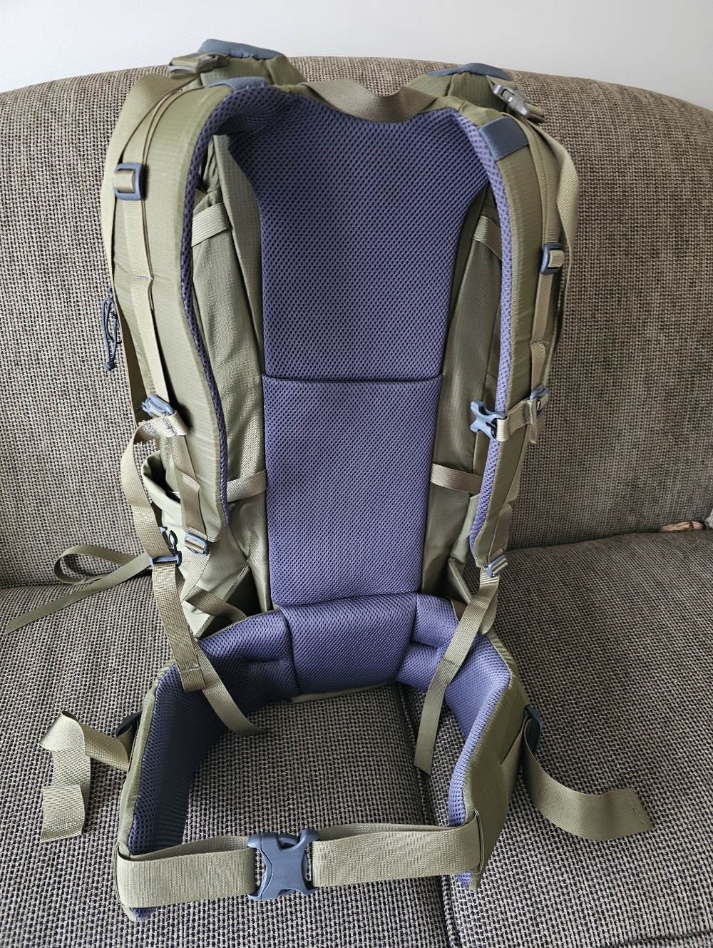 MYSTERY RANCH Sterling   Backpack, Green, NEW - Picture 7 of 8